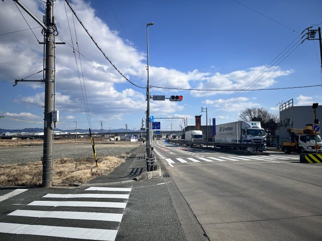 【前面道路含む現地写真】の画像