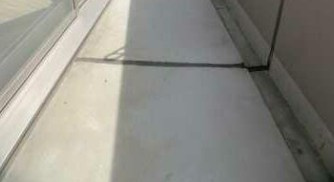 三和第一ビルのバルコニー