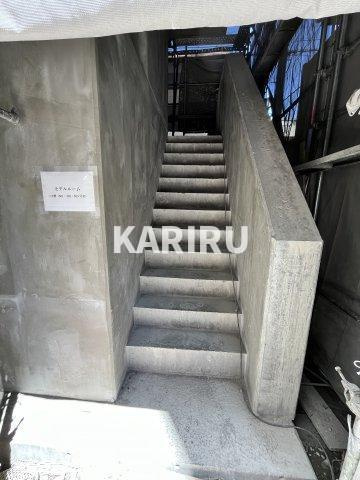 NINE RESIDENCEのエントランス