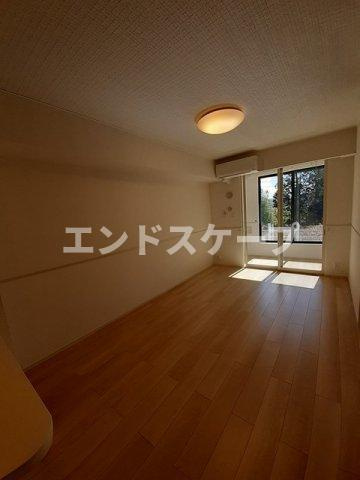 シュティル　ハイム　Ⅱの居間・リビング|高崎、前橋のお部屋探しはエンドスケープまで！お客様の理想お聞かせ下さい♪