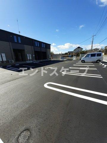 シュティル　ハイム　Ⅱの駐車場|高崎、前橋のお部屋探しはエンドスケープまで！お客様の理想お聞かせ下さい♪