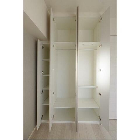 【内装】 | ルフォンプログレ品川大井 | クローゼットです