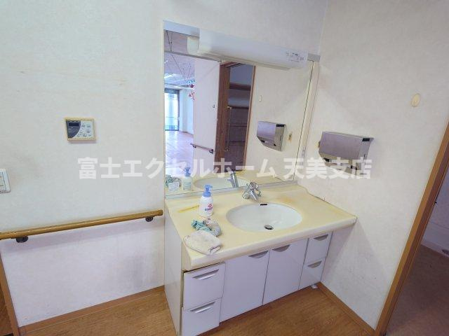 コーポラス清水丘の洗面所