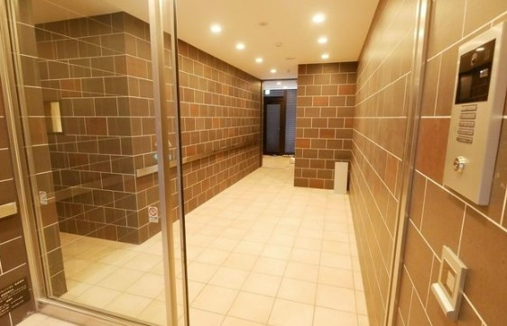 ＰＲＥＭＩＵＭ　ＣＵＢＥ　池袋要町のエントランス
