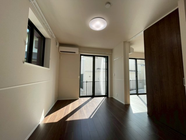 La Collina 新宿中落合の寝室|★明るい寝室★