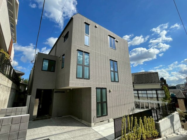 La Collina 新宿中落合の外観|★ペット共生ZEH-M★旭化成ヘーベルメゾン★