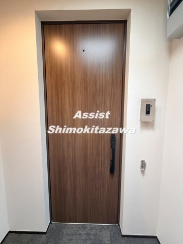 上北沢1丁目ヘーベルメゾンの玄関