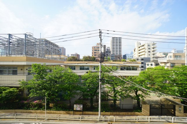 プライムメゾン亀戸の展望|バルコニー正面の眺望