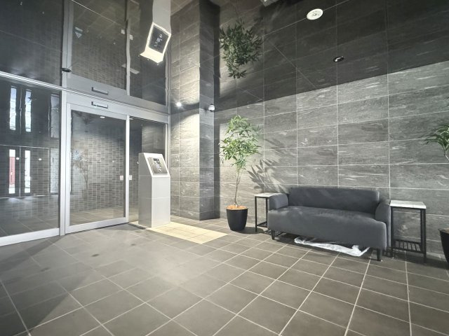 アルファコート町屋のロビー