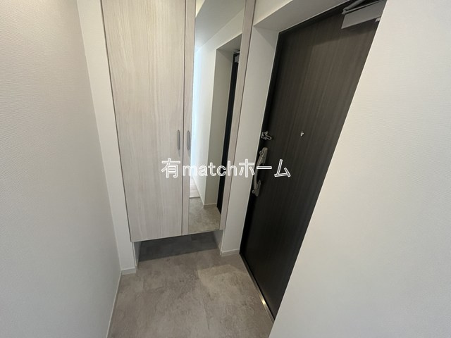 スプランディッド梅田WESTの玄関