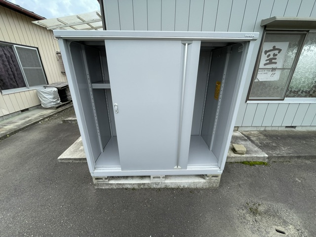 本内貸家の収納