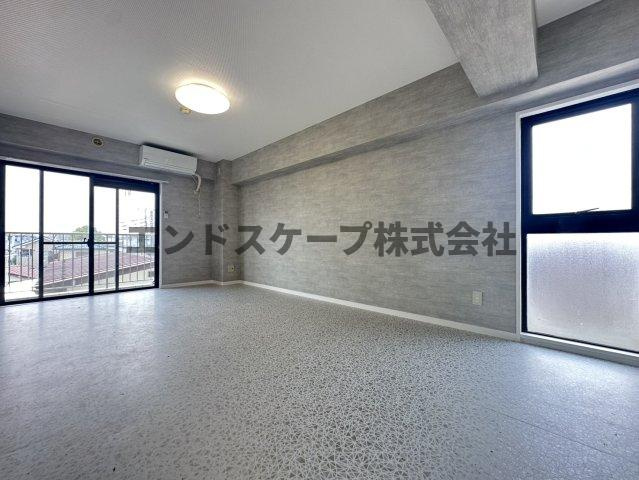 カーサ・ピッコラ高崎の居間・リビング|高崎、前橋のお部屋探しはエンドスケープまで！お客様の理想お聞かせ下さい♪