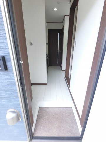 【玄関】 | コモド浜野
