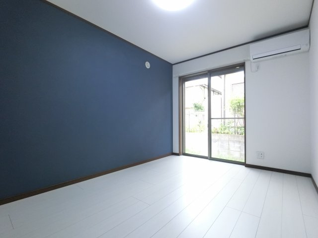 【寝室】 | コモド浜野