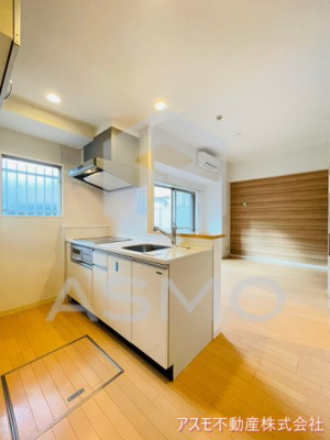 【居間・リビング】 | レシェンテ西梅田 | 同マンション別部屋　参考写真