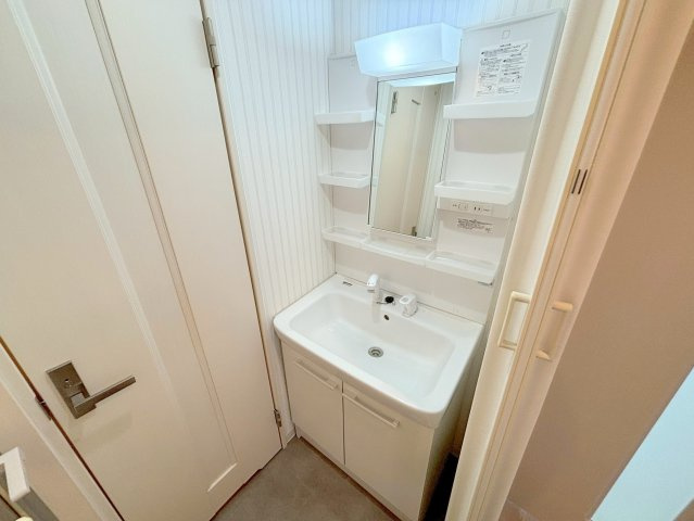 サンフラッツ新大阪別館の洗面所