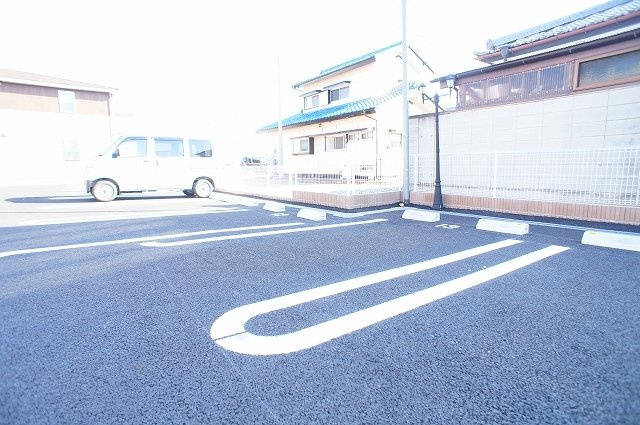 【駐車場】 | セレノＢ | 駐車スペースもあります