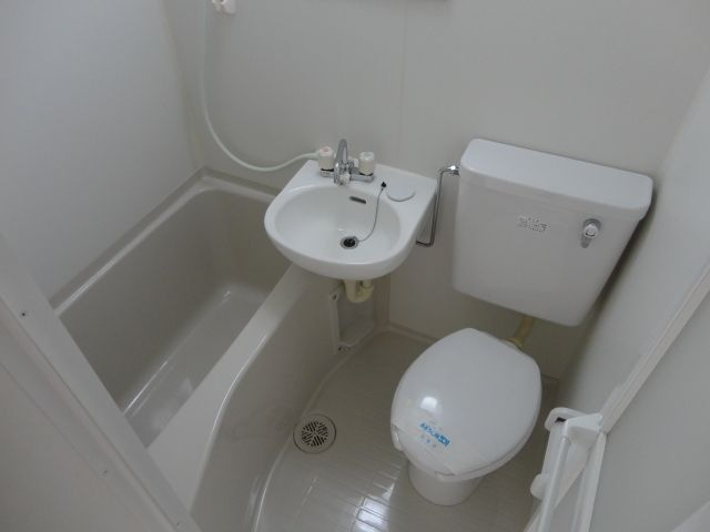 アティック目黒本町の浴室