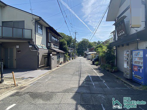 小山西玄以町 土地の前面道路含む現地写真