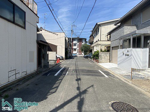 小山西玄以町 土地の前面道路含む現地写真