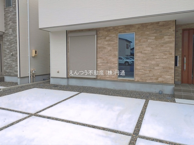 万場2期の駐車場