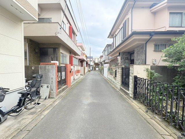 川越市山田　建築条件なし売地　東武東上線『川越駅』バス15分　【山田小学区】の前面道路含む現地写真
