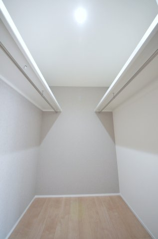 江波二本松一丁目の収納|各居室に機能的なクローゼットを完備。タンスなどの大型家具を買い足す必要がないため、お部屋の面積を最大限に活かせます。