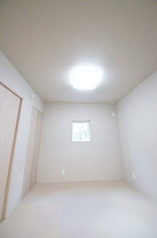 屋代三丁目の洋室|全居室収納スペース有、お部屋が広く綺麗に使えます
