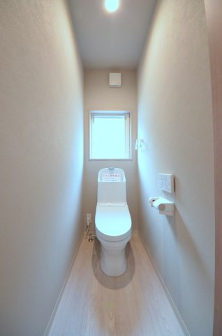 屋代三丁目のトイレ|トイレは勿論ウォシュレット付です。