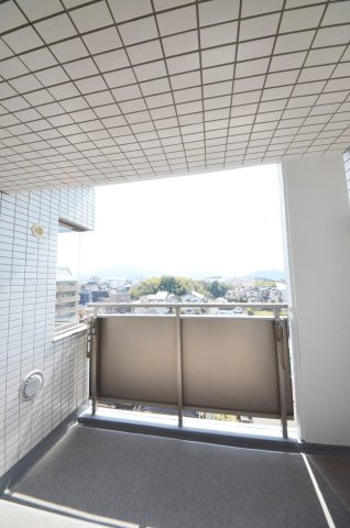 ヒューマンズプラザ青崎五番館のバルコニー|広いバルコニー