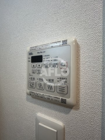 ララプレイス新大阪シエスタの洗面所|ララプレイス新大阪シエスタ　浴室乾燥機