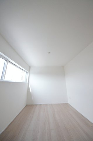 五月が丘四丁目の洋室|全居室収納スペース有、お部屋が広く綺麗に使えます