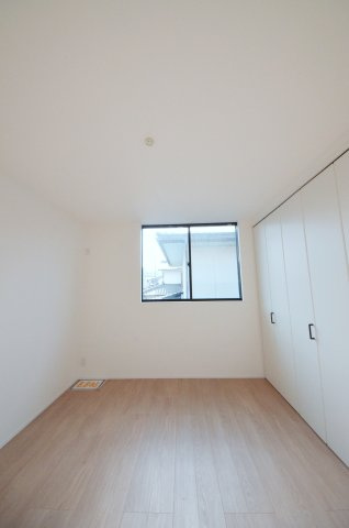 五月が丘二丁目の洋室|全居室収納スペース有、お部屋が広く綺麗に使えます