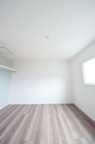中野二丁目の洋室|全居室収納スペース有、お部屋が広く綺麗に使えます