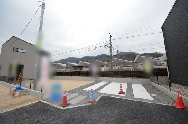 中野二丁目の駐車場|敷地広々66坪
駐車4台以上可能です