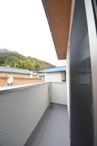 南大河町のバルコニー