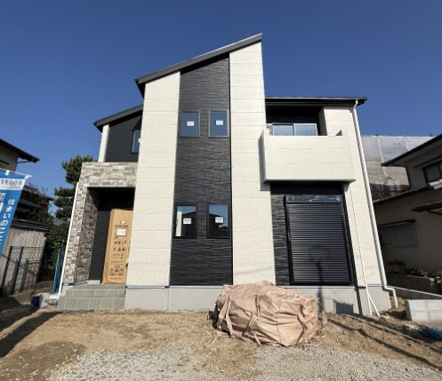 泉3丁目　新築戸建