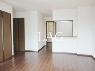 【居間・リビング】 | ルミナス | 洋室のお部屋です。