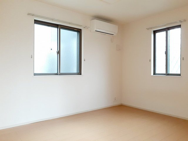 サンリット・スクエアの寝室
