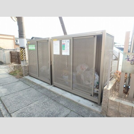 【その他共用部分】 | セレンディピティ堅田 | ごみ置場の様子です。