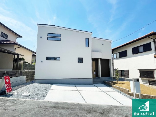 神戸市垂水区桃山台　第10期　新築一戸建ての外観|お客様に長く安心して住んでいだだける事にこだわった家づくり！住んでからのアフターサービスにもしっかりと取り組んでいます！