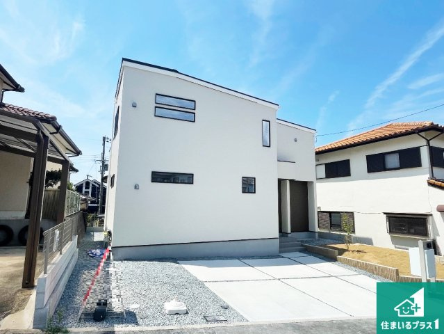 神戸市垂水区桃山台　第10期　新築一戸建ての外観|お客様に長く安心して住んでいだだける事にこだわった家づくり！住んでからのアフターサービスにもしっかりと取り組んでいます！