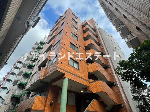 ライオンズマンション太子堂秋栄　室内洗濯機置場　角部屋の外観