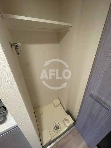 プレサンス塚本駅前の洗面所|プレサンス塚本駅前　洗濯パン