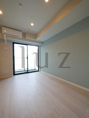 ログ桜木町クラシックの居間・リビング
