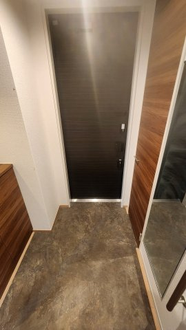 【玄関】スリールオカモト