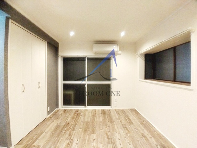 ウエストヒルの居間・リビング|洋室のお部屋です。