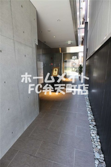 【エントランス】 | JJCOURT市岡 | 毎日通るエントランスはこのようになっています