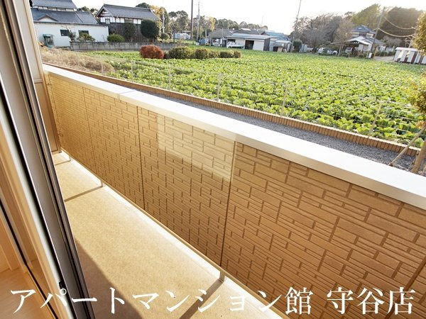 ヴィルヌーブみどりののバルコニー