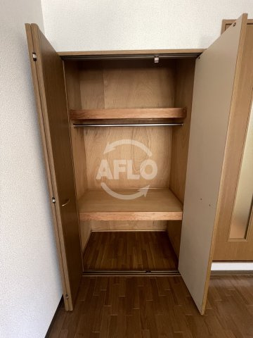 アーバンコート福島の収納|アーバンコート福島　クローゼット